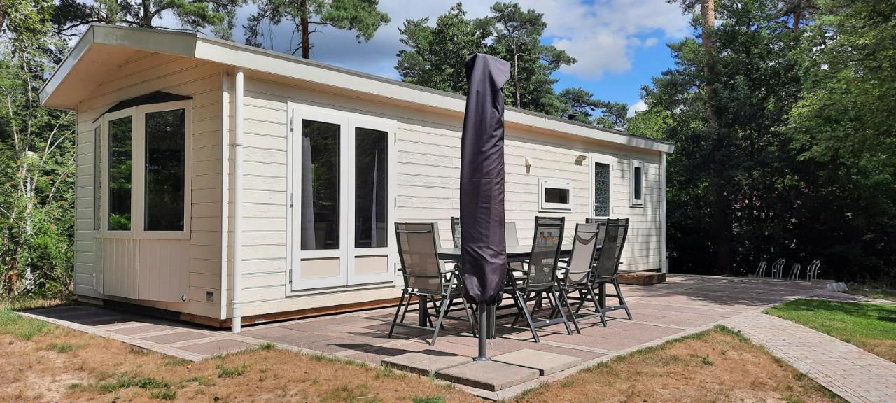 Chalet Op Bosrijk Familiepark Hotel Raalte Bagian luar foto